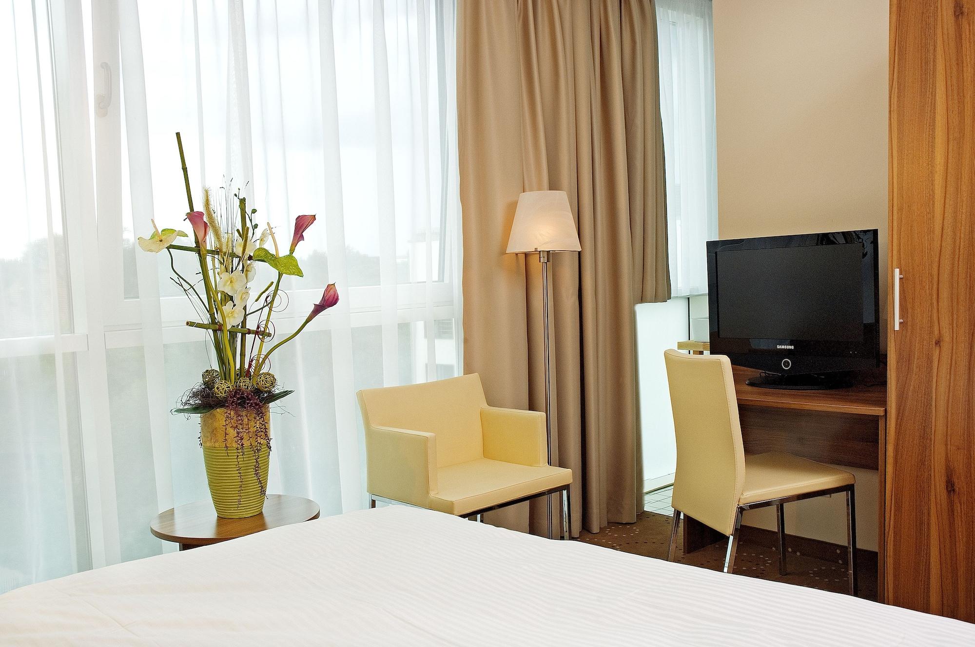 B&B Hotel Berlin-Mitte Екстер'єр фото