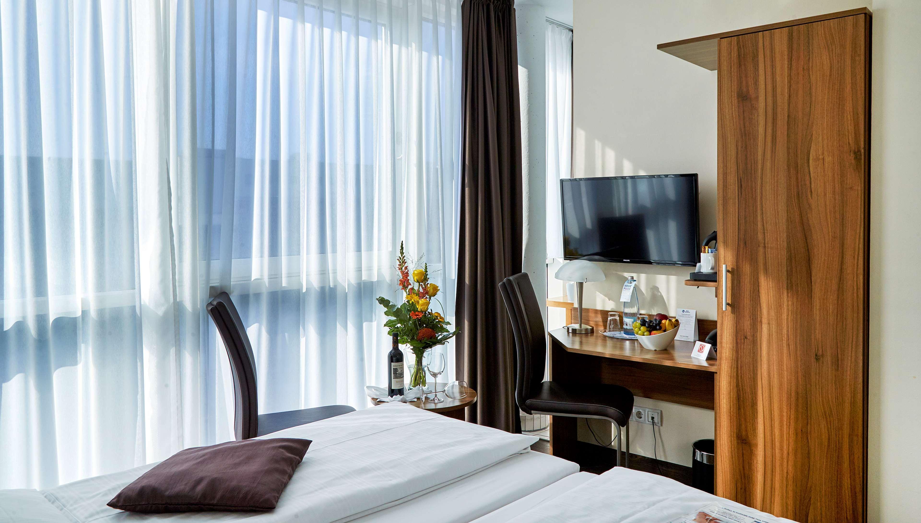 B&B Hotel Berlin-Mitte Екстер'єр фото