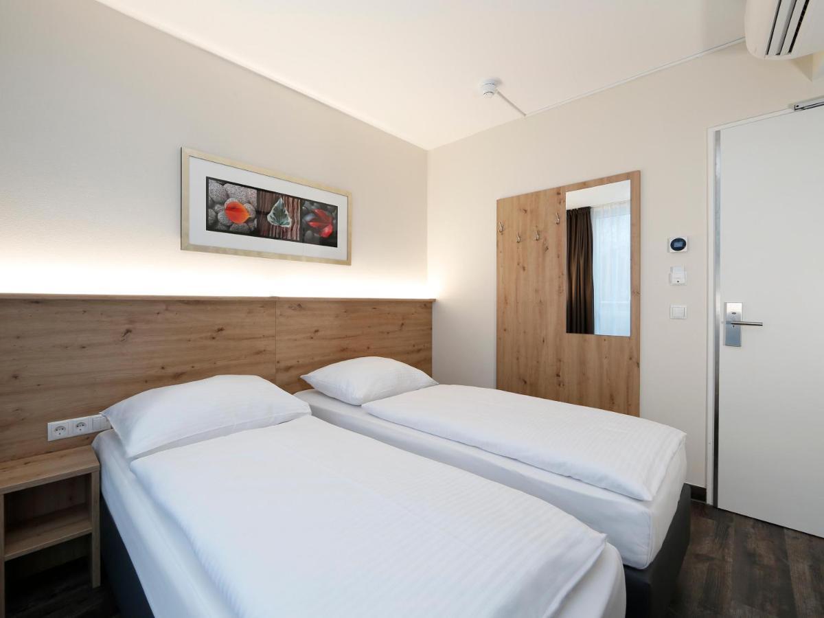 B&B Hotel Berlin-Mitte Екстер'єр фото