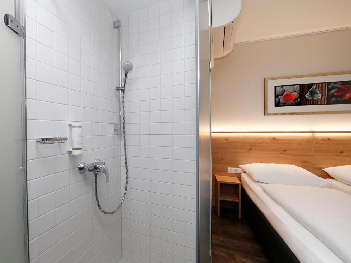 B&B Hotel Berlin-Mitte Екстер'єр фото