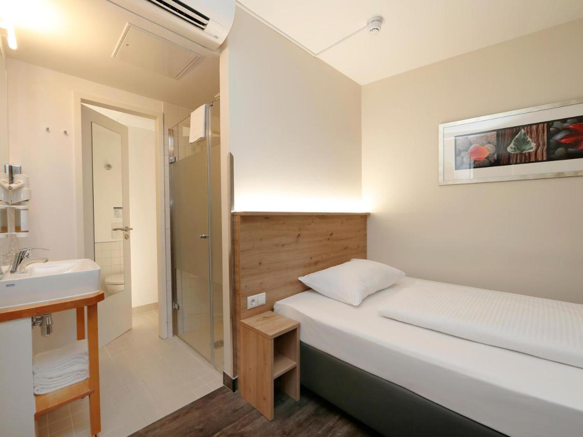 B&B Hotel Berlin-Mitte Екстер'єр фото