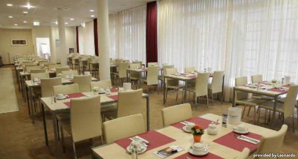 B&B Hotel Berlin-Mitte Екстер'єр фото