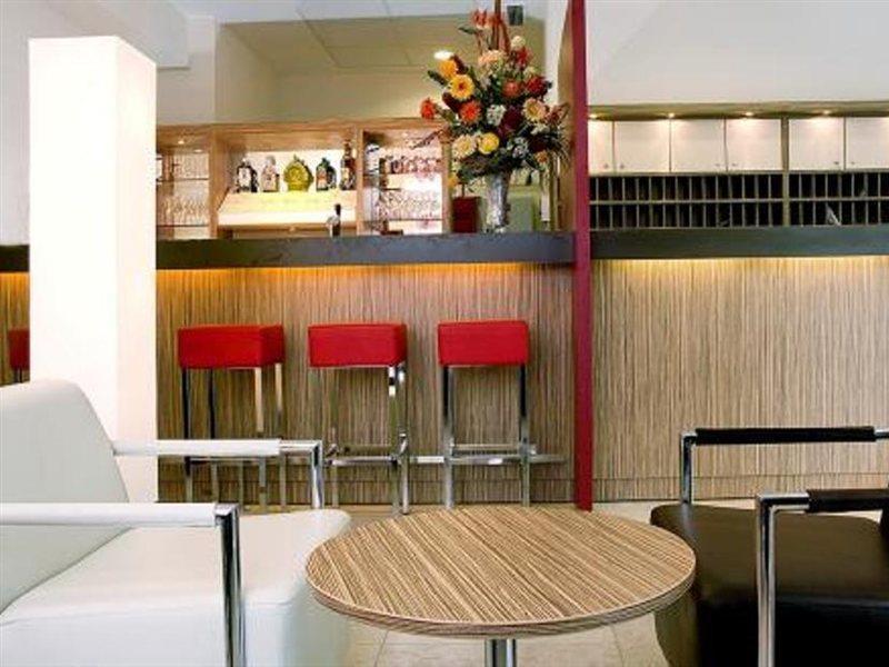B&B Hotel Berlin-Mitte Екстер'єр фото